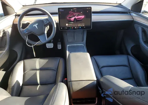 2023 Tesla Model Y z USA, uszkodzony, nr VIN 7SAYGDEF0PF829278